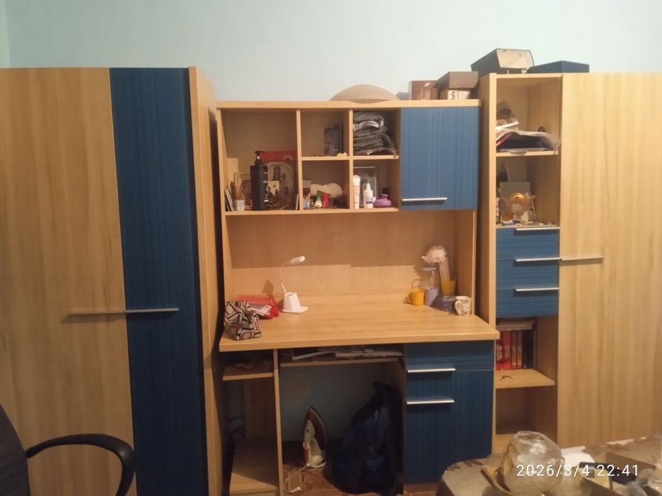 Продам  стенку подростковую