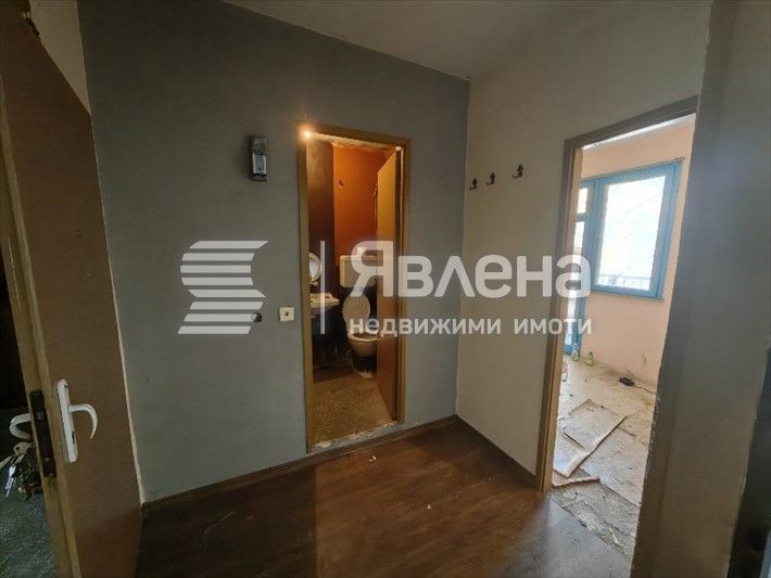 Продава се Едностаен апартамент в Благоевград, Еленово 2 - 40 кв.м за 675 €/кв.м - Снимка #4