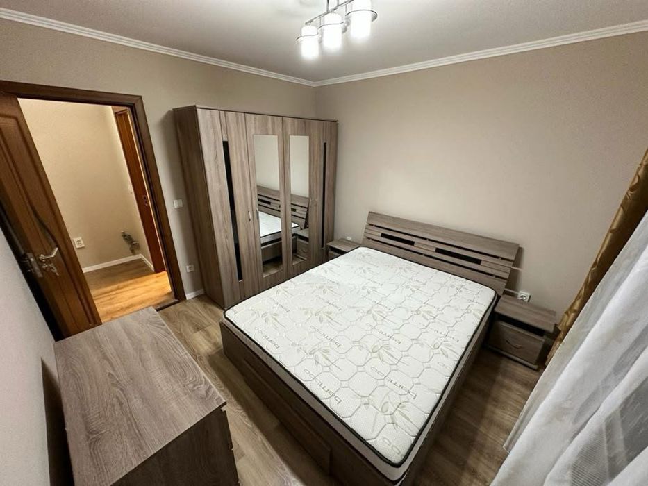 Ofer spre vanzare Apartament 3 Camere Etaj 1 Carpati limita