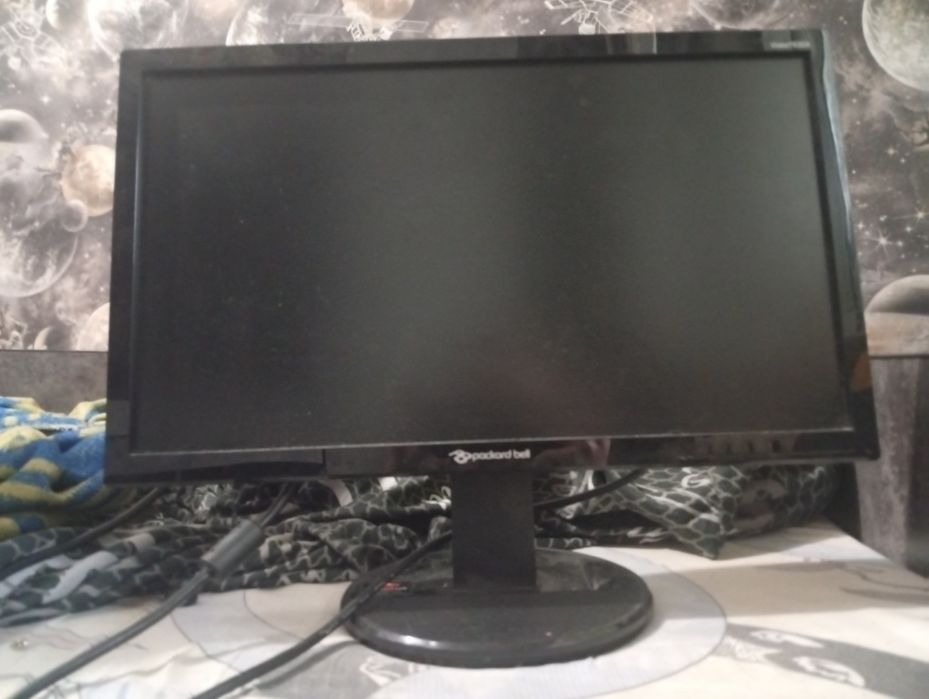 Компютер и монитор