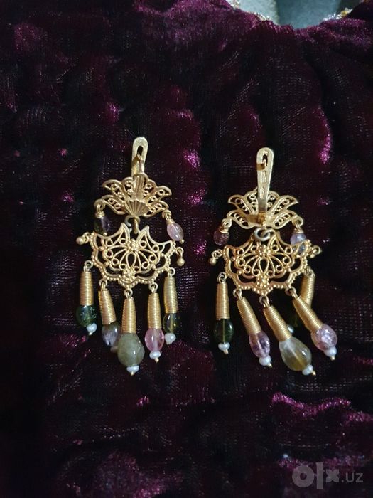 Серьги     красивые.