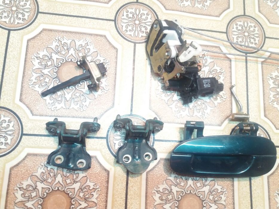 Митсубиши галант 1995г