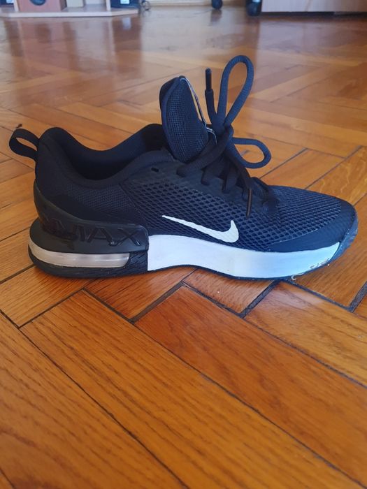 Vand adidasi nike air max..si nike monarch.nr 41