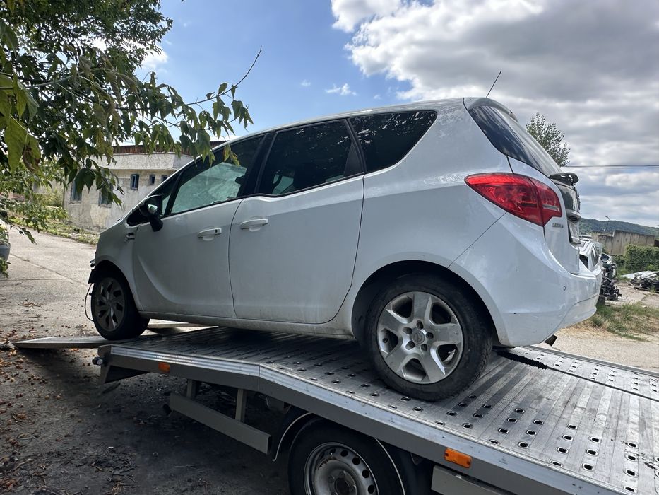 Dezmembrez Opel Meriva 1.6D Euro6 din 2017 cutie manuala