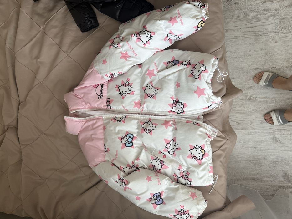 Продам зимнюю куртку 164 см очень теплая