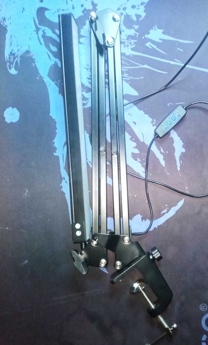 Продам USB лампу х/т свечения