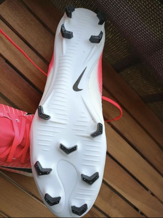Ghete de fotbal Nike MERCURIAL VAPOR
