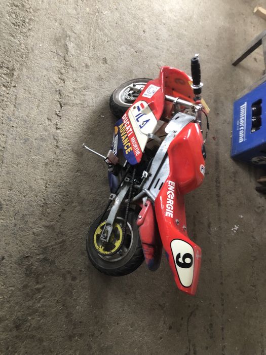 Poket bike perfect functional cu mici modificari