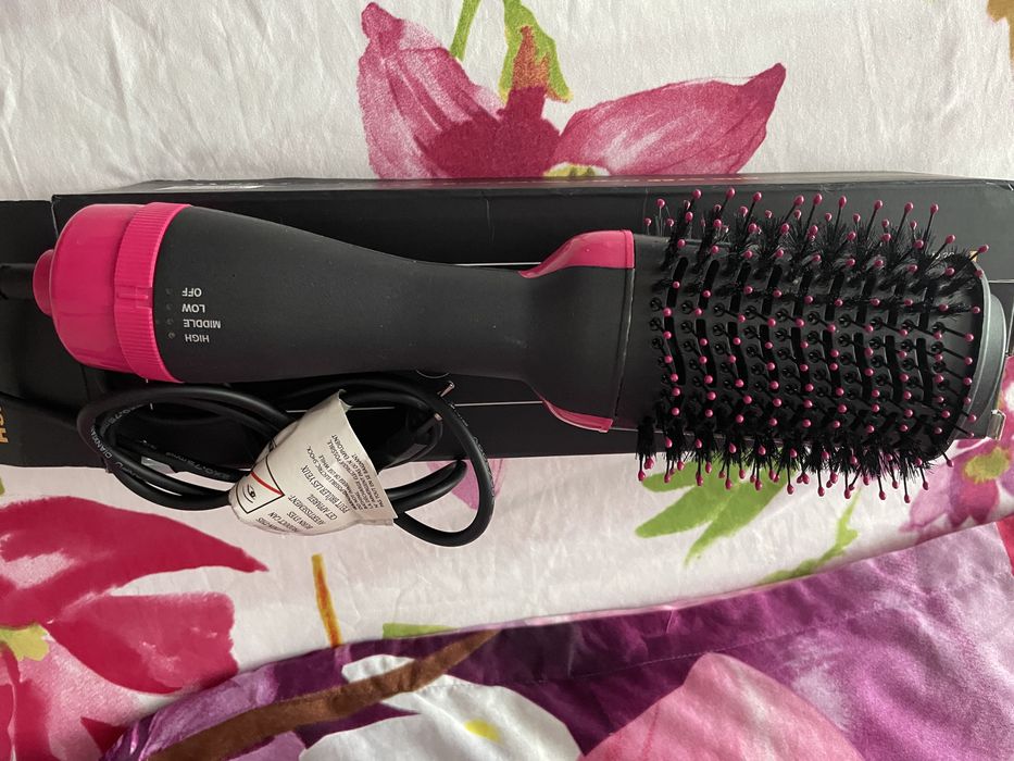 Vând perie fixa 3 in 1 One Step