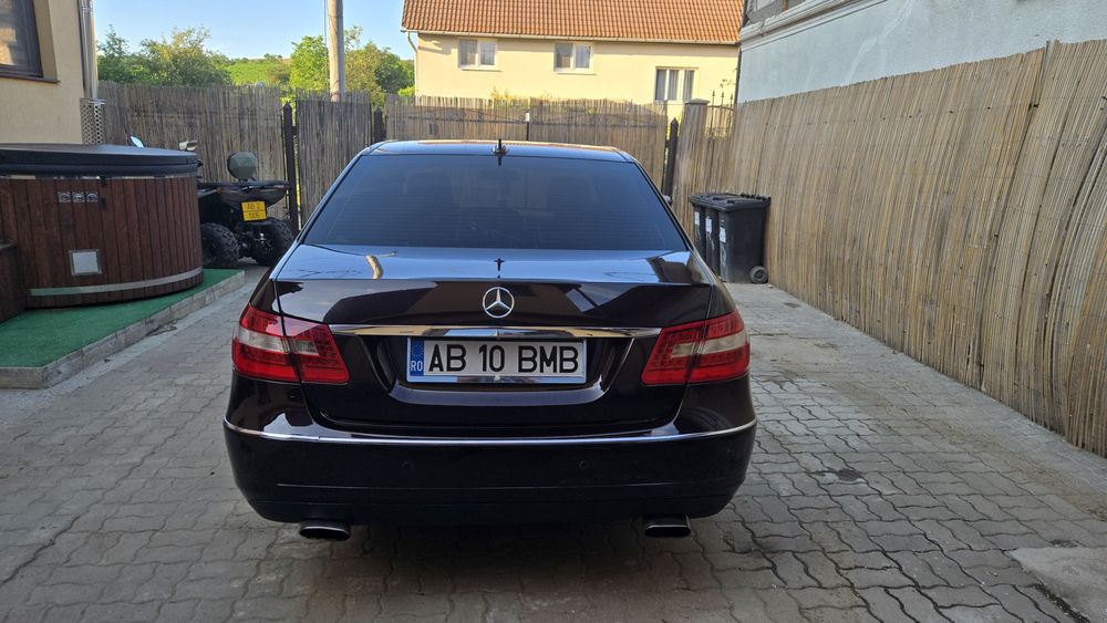 MERCEDES-BENZ E-Class 2010 — imagine 4