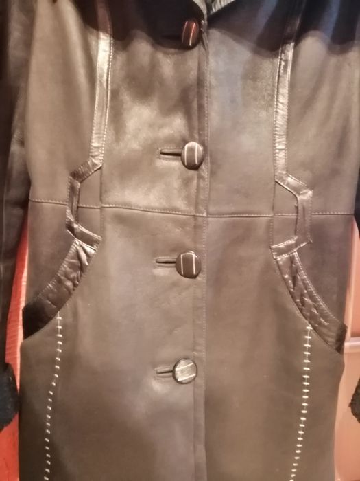 Дубленка чёрная натуральная