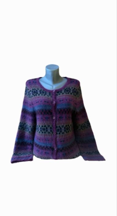 жилетка VICTORIA . 70% ангора. РазмерL