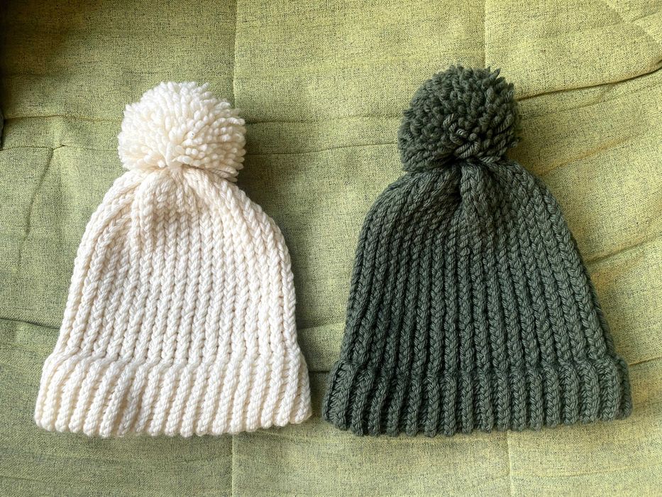 Дамска зимна шапка 100% вълна