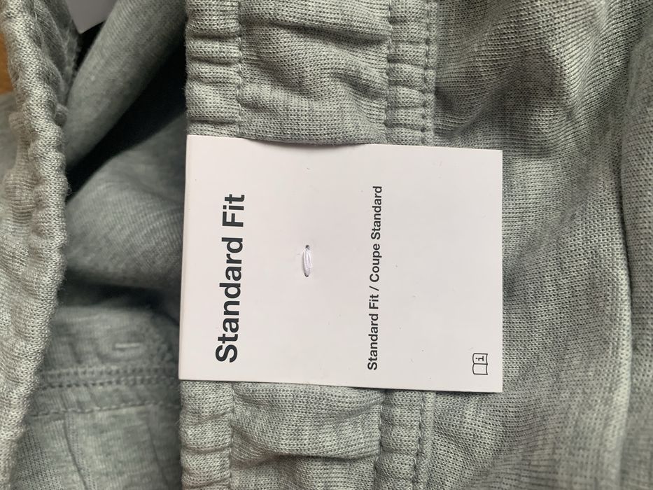 Vand pantaloni nike tech