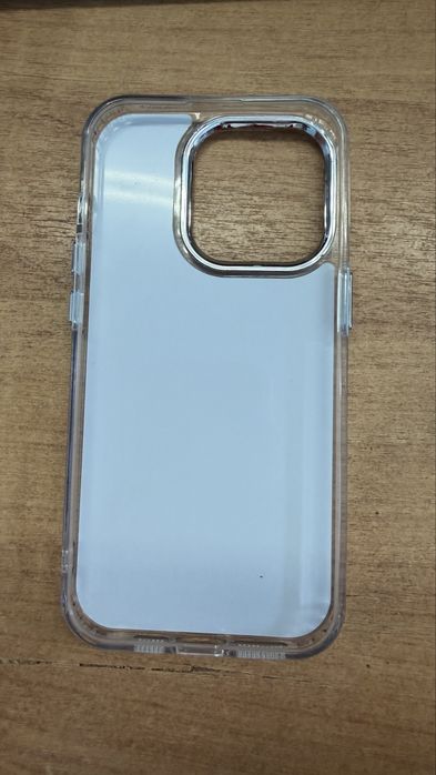 Чехол для iPhone с зеркальной вставкой и сердечками