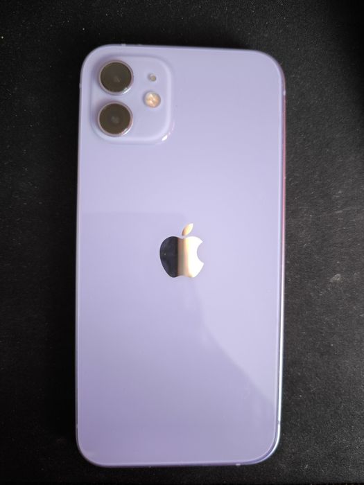 Iphone 12 / 64gb / Mov