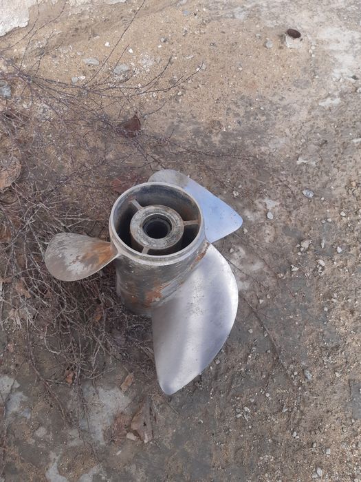 Продается винт ямаха 200