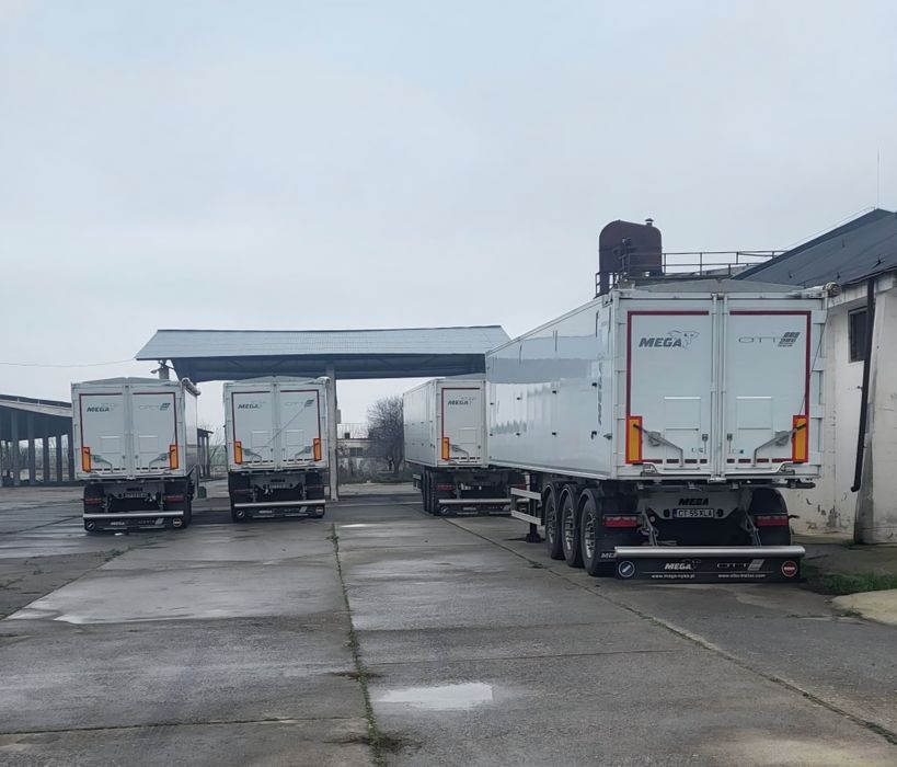 Semiremorcă 55m³ cereale 2024  Mega Light| Stare impecabilă
Semiremo