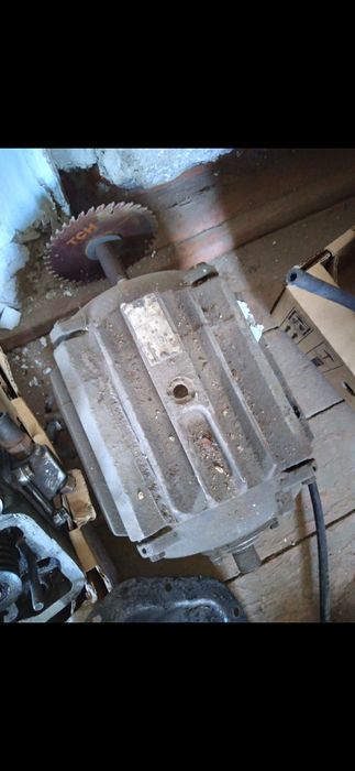 Электродвигатель