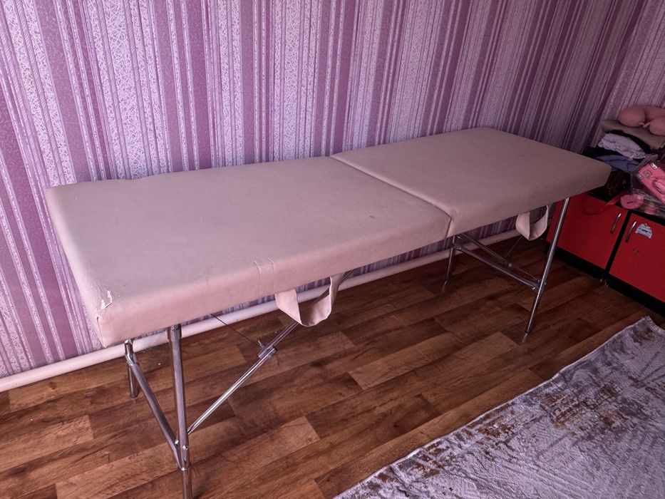 Продается кушетка