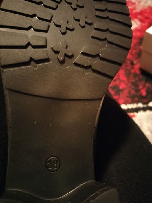Vind botine noi Nr.38