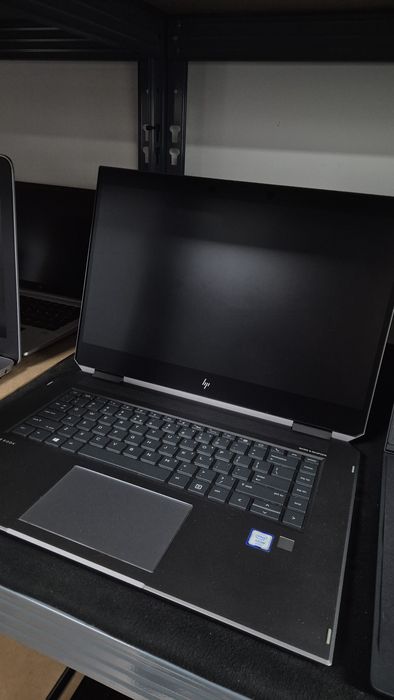HP Zbook Studio x360 - Intel Xeon E-2186M - 1tb nvme - 32gb - Quadro P1000 4gb GDDR5 - ecran 4k - tastatura iluminata - touchscreen