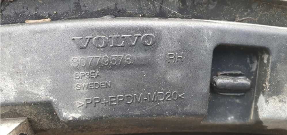 лайсна КАПАК ЗА КАЛНИК преден десен volvo XC90 30779578
