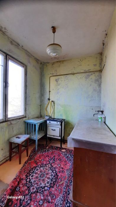 Sotiladi 2/4/4 Yashnabod tuman Panelniy mahallada