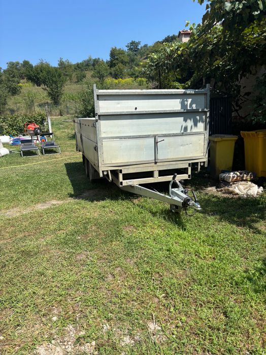 Remorcă 2,7t de vânzare