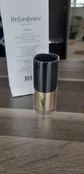 Pensula Yves Saint Laurent originala,noua