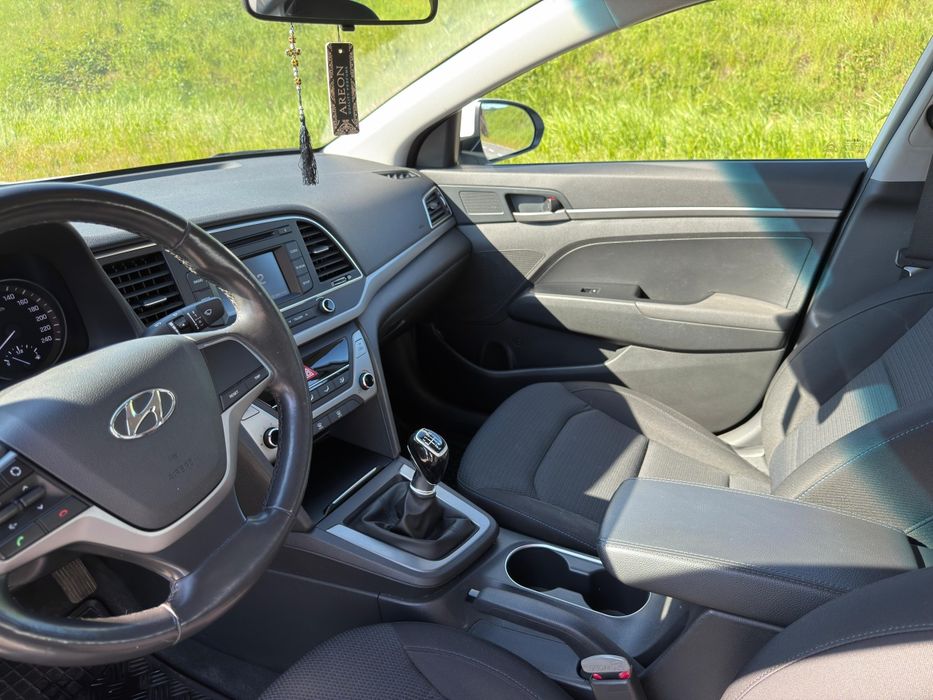 Hyundai Elantra 2018