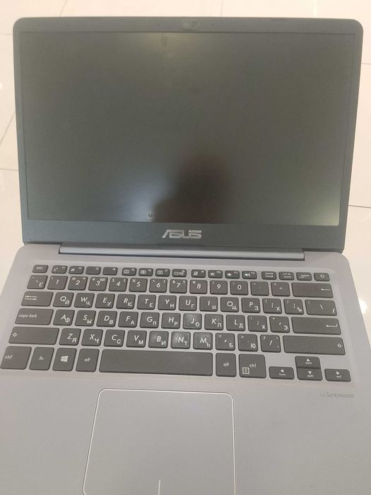 Ноутбук Asus E406M Читайте описание
