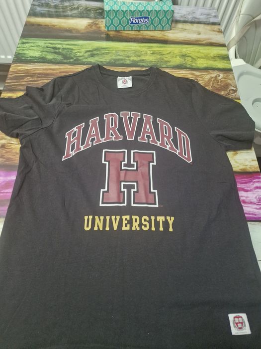 5 tricouri xxl pret 200 lei toate