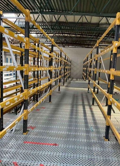 De vânzare rafturi  reglabile pe nivel adâncime 50x120