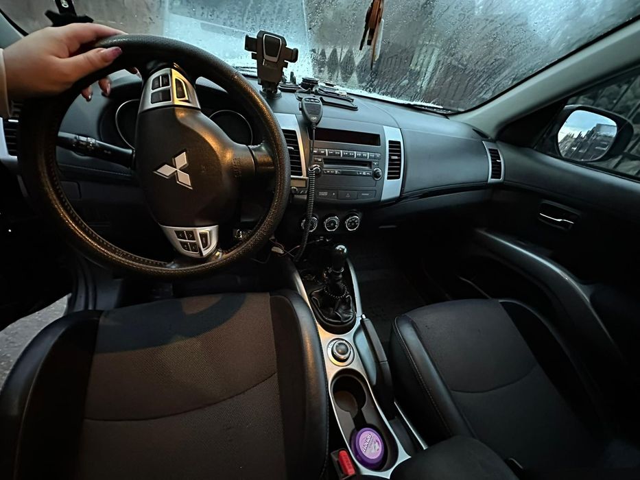 Vand Mitsubishi autlander
