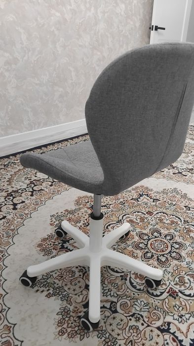 Вращающийся стулья