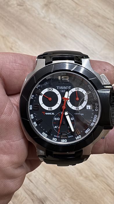 Продам очень дорогие стильные часы