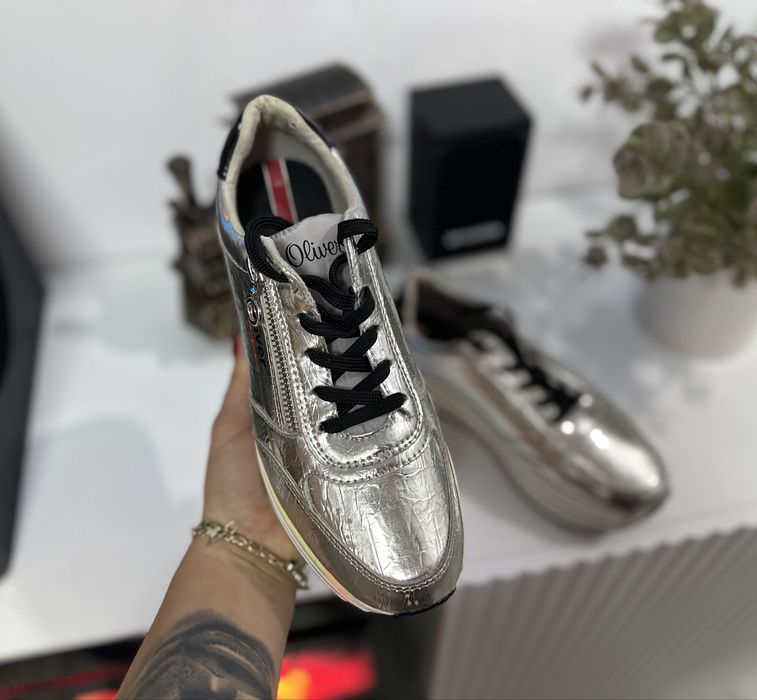 Adidasi dama S. oliver cu platforma