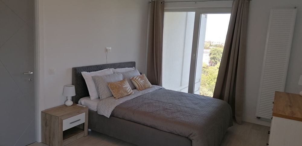 Inchiriez apartament cu două camere