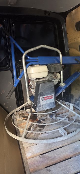 Elicopter beton și sapa honda