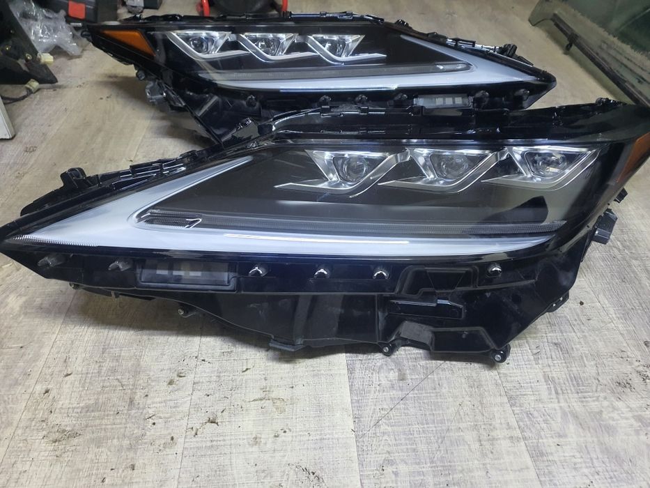 Toyota Lexus RX новые года,цену уточняйте