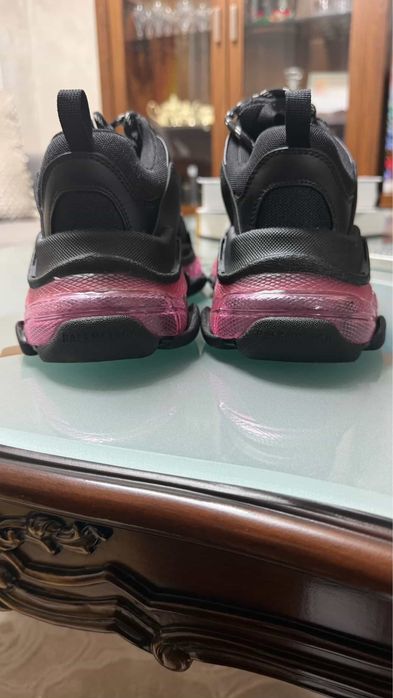 Balenciaga Triple S Black & Pink
