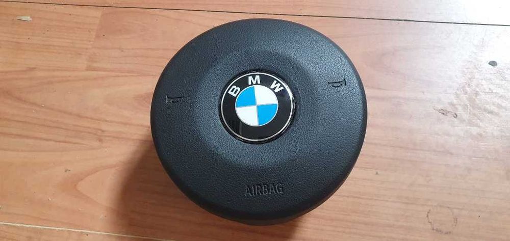 Airbag volan rotund pachet M BMW F30 F31 F32 F34 F36 F22 seria 1 2 3 4