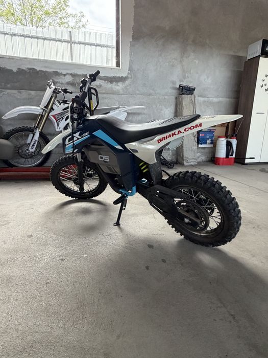 Електрически мотоциклет CF MOTO CX-5E