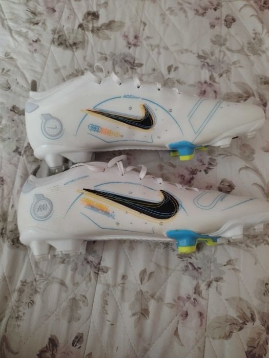 Калеври Nike. Обувани само веднъж. Размер 43