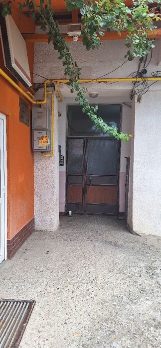 Apartament 3 camere, 74 mp