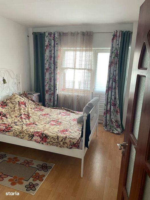 Apartament 4 camere, etaj 4, zona 1Mai