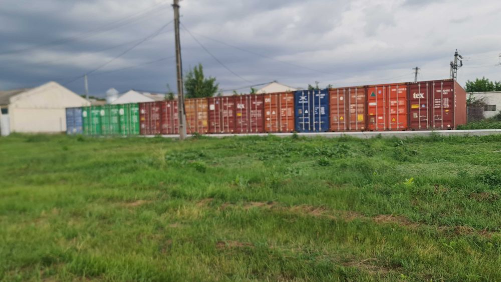 SPACEHUB - depozitare in containere maritime de 12 m, self storage