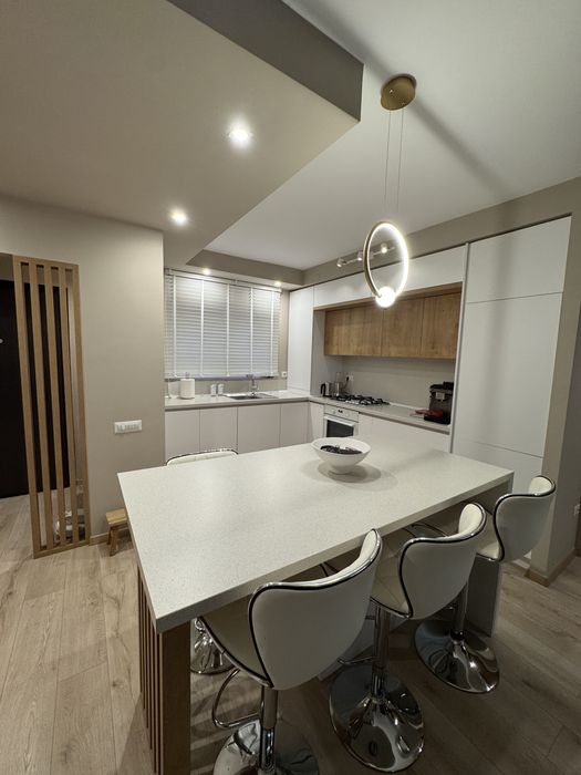 Vila Spatioada cu Mansarda 3 camere Cosmopolis