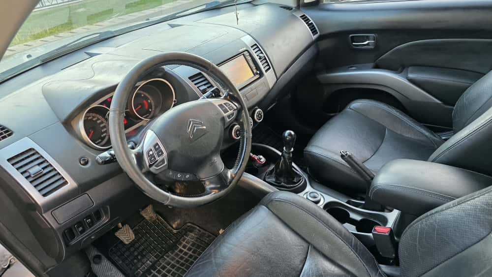 Citroen C- Crosser 2.2 diesel 2009 4x4 7 locuri